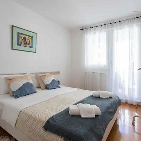 Sunny 1Bdr With Balcony & Parking Apartment Zagreb Exterior photo